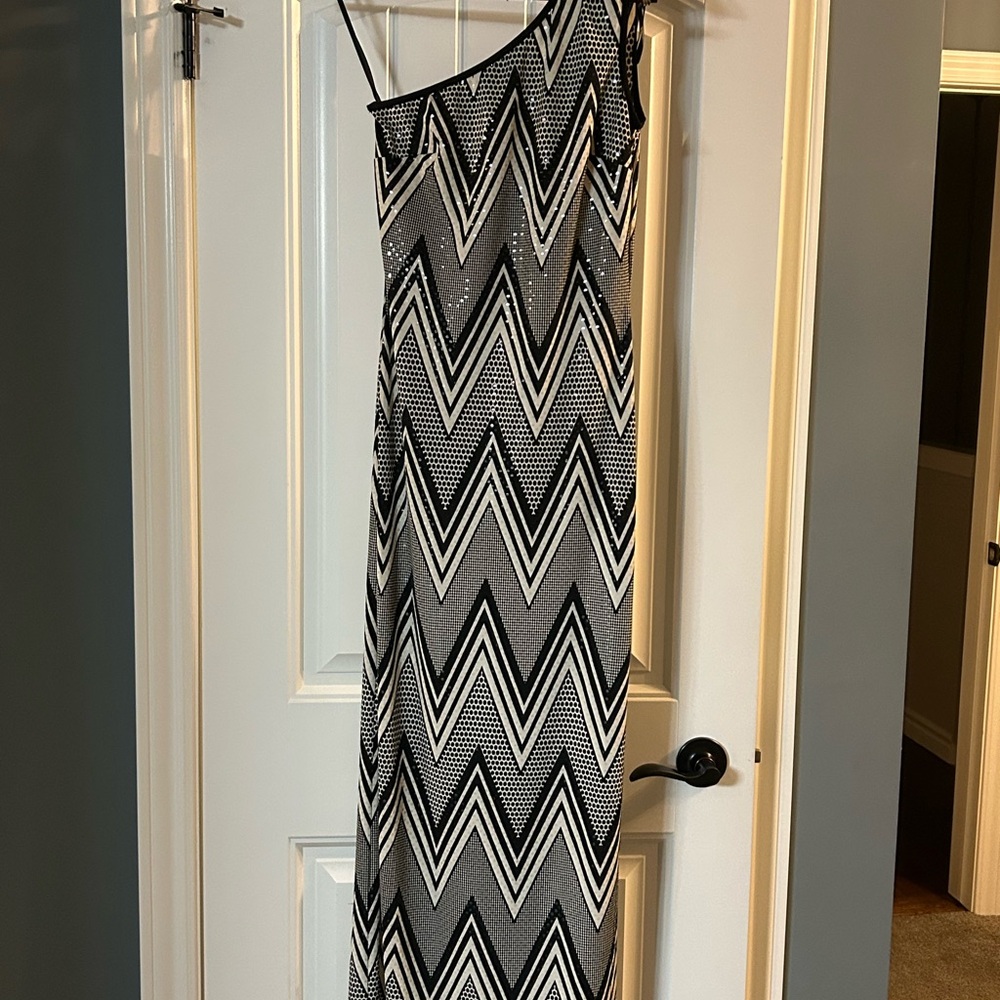 Jessica McClintock Black and White One Shoulder Slip Dress